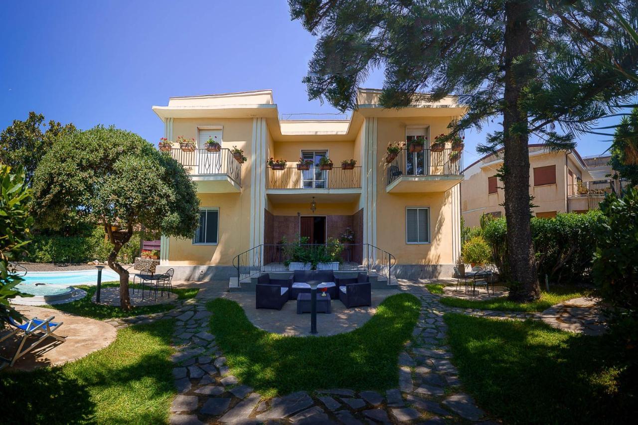 Il Giardino Degli Allori Campo Calabro Exterior photo